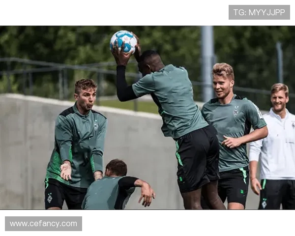 德甲豪门阵容变化 本赛季引援与离队动向分析