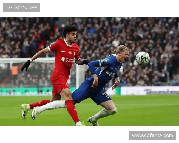 切尔西高位压迫反噬,防线频频被打穿,防守稳定性面临考验 切尔西高位压迫反噬,防线频频被打穿,防守稳定性面临考验